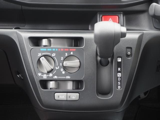 車両画像14