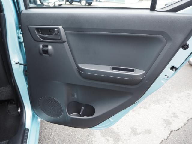 車両画像30