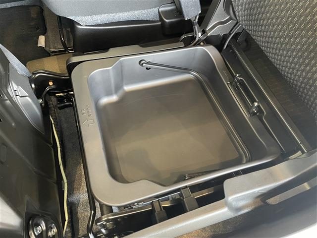 車両画像23