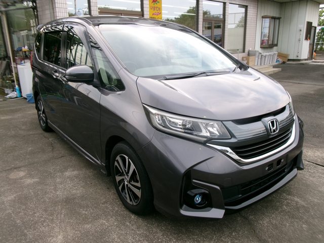 フリードプラス　Ｇ　ホンダセンシング