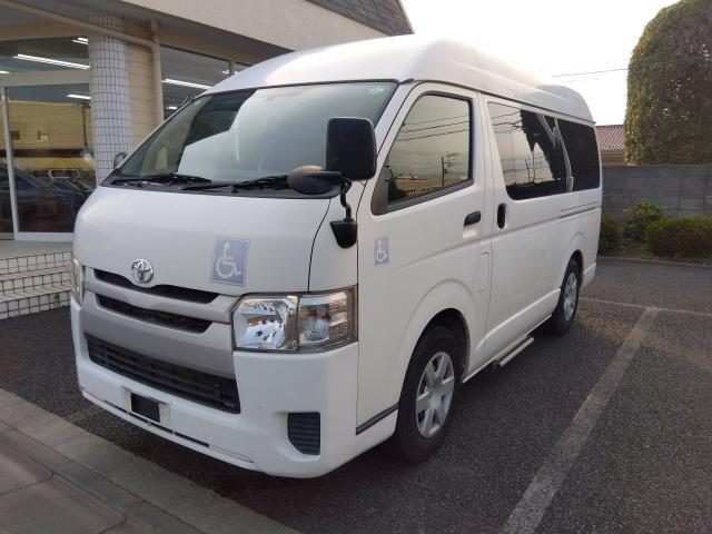 ハイエースバン　２ＷＤ　