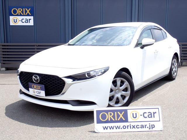 ＭＡＺＤＡ３　セダン　１５Ｃ
