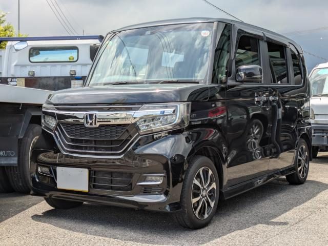 Ｎ　ＢＯＸ　カスタム　Ｇ　Ｌ　ホンダセンシング