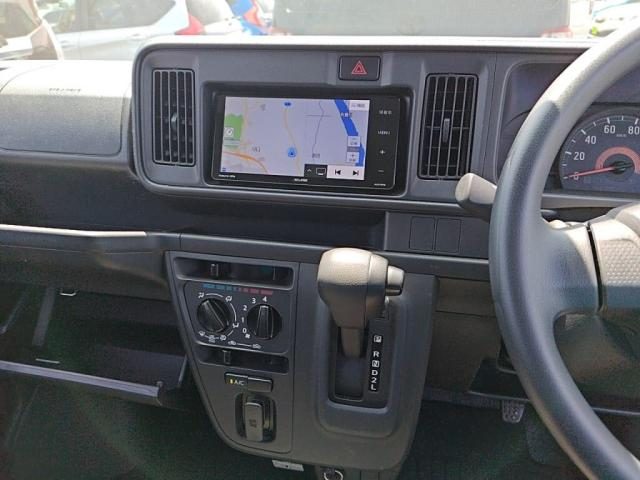 車両画像17