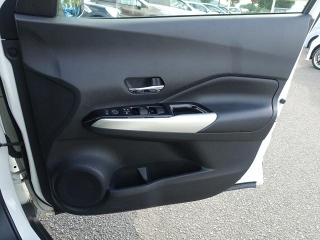 車両画像30
