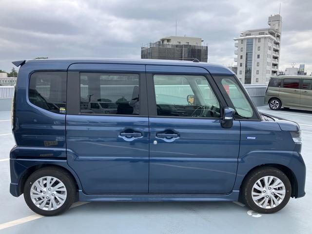 車両画像10