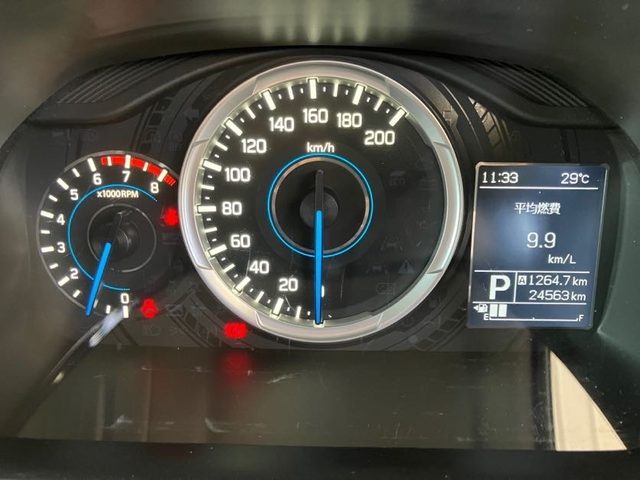 車両画像15