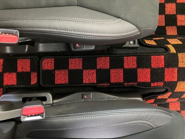 車両画像23
