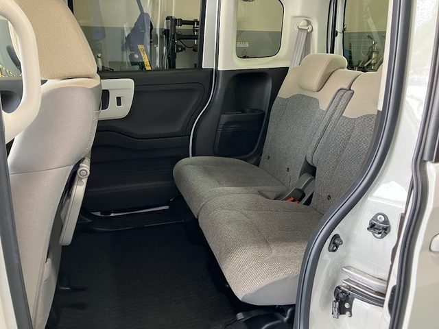 車両画像12