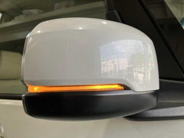 車両画像28
