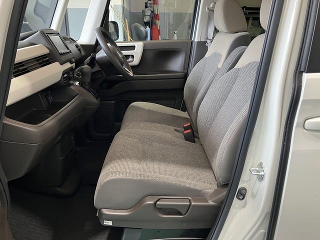 車両画像10