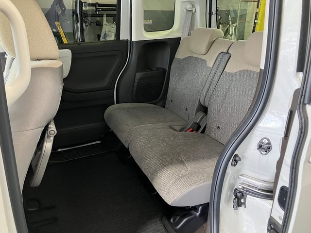 車両画像12