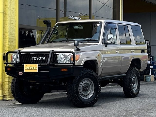 ランドクルーザーバン　７０