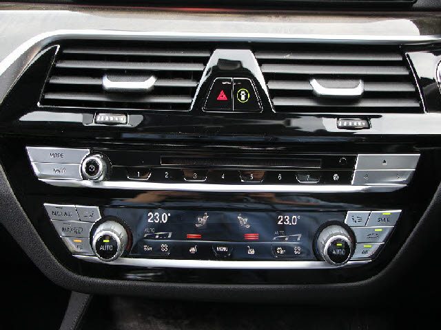 車両画像22