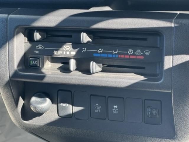 車両画像24