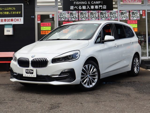 ２シリーズ　グランツアラー　２１８ｄ　ラグジュアリー