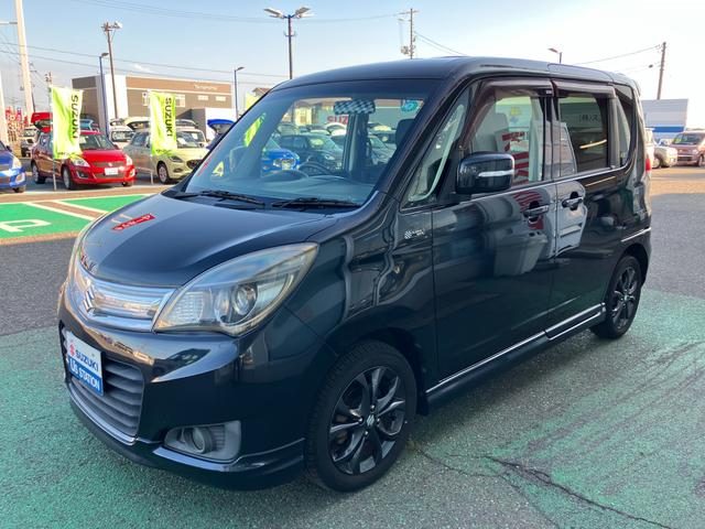 ソリオ　４ＷＤ　ＢＬＡＣＫ＆ＷＨＩＴＥＩＩ　４ＷＤ　ナビ