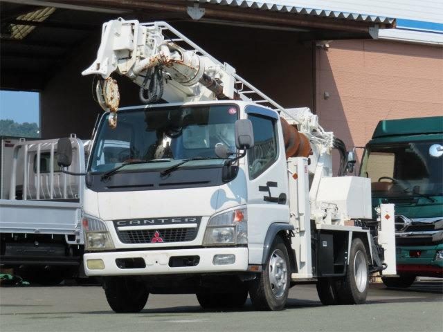 キャンター　穴掘建柱車