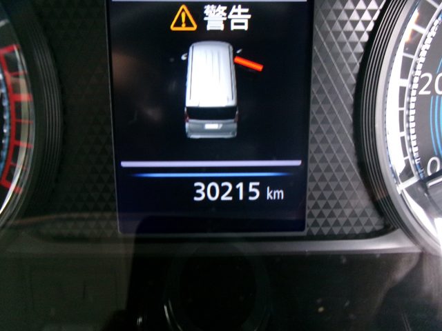 車両画像30