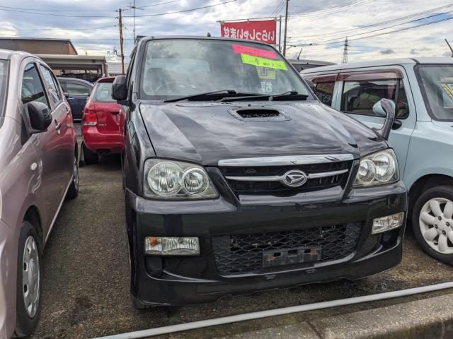 テリオスキッド　４ＷＤ　カスタムＸ