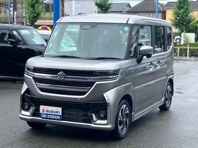 スペーシア　カスタム　４ＷＤ　カスタム　ＨＹＢＲＩＤ　ＸＳターボ