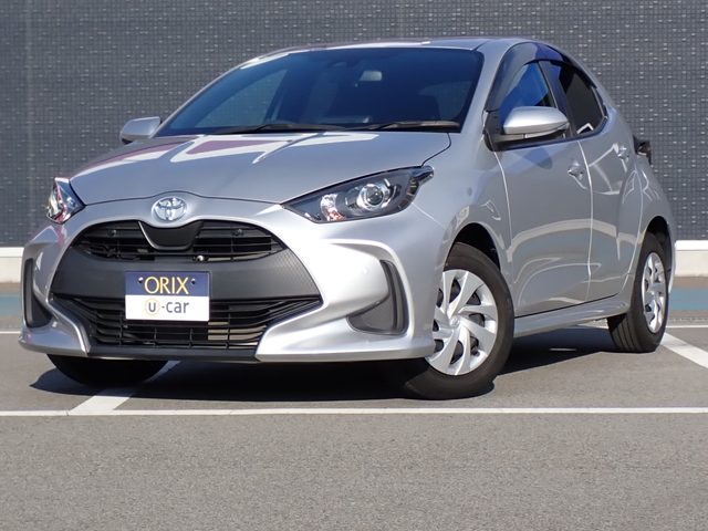ヤリス　Ｘ