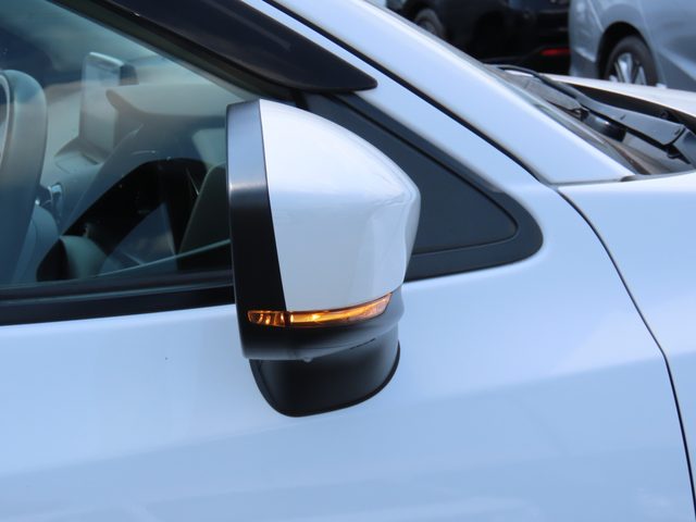 車両画像16