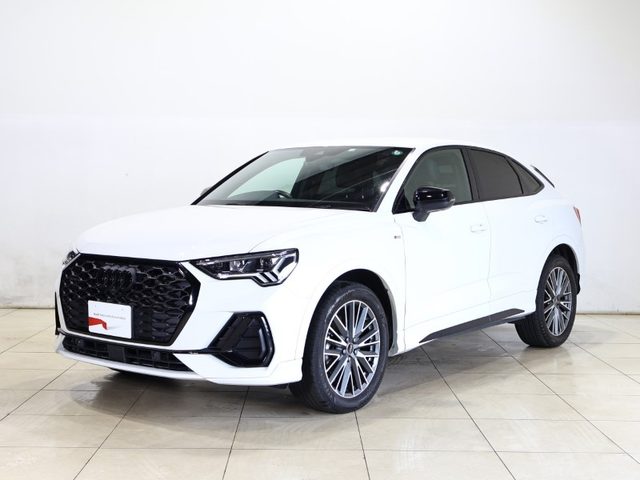 Ｑ３　スポーツバック　３５　ＴＤＩ　クワトロ　Ｓライン