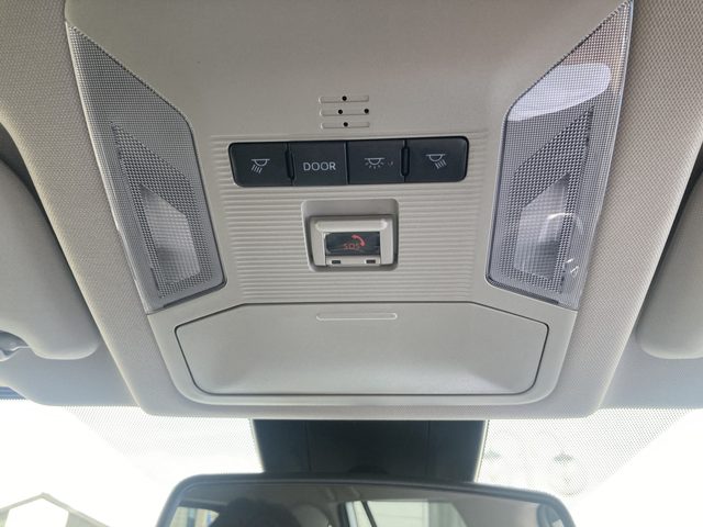 車両画像12