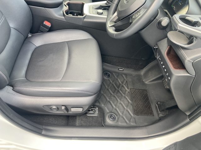 車両画像16