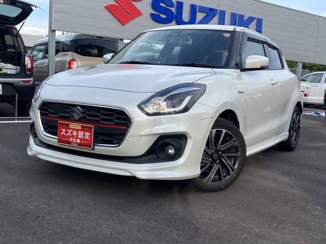 スイフト　ＨＹＢＲＩＤ　ＲＳ　２型　ワンオーナー