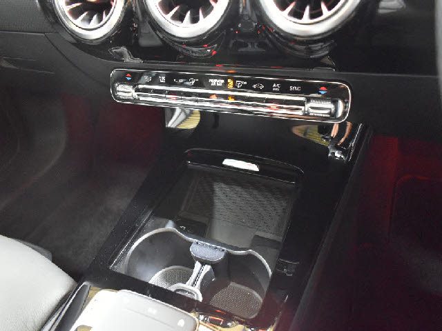 車両画像12