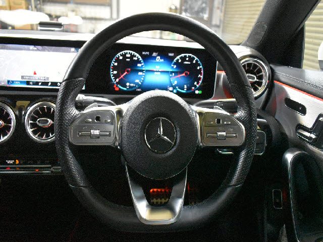 車両画像16