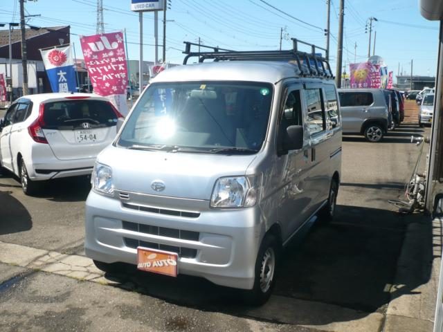 ハイゼットカーゴ　４ＷＤ　デラックス　ＨＲ