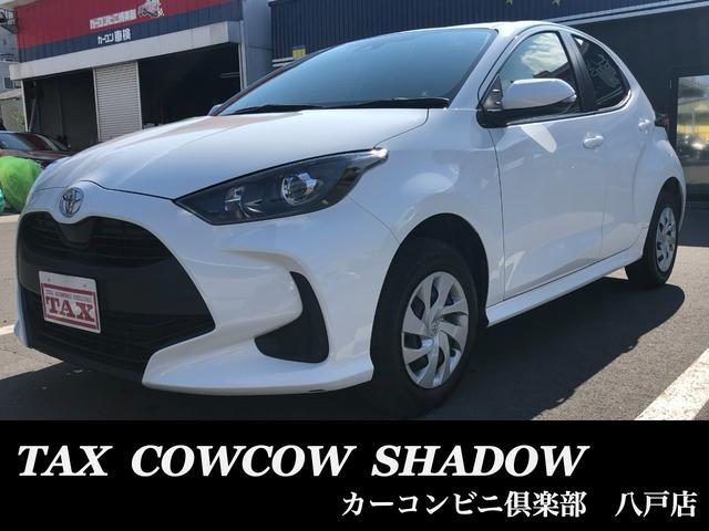ヤリス　Ｘ　４ＷＤ　スマートキー＆プッシュスター