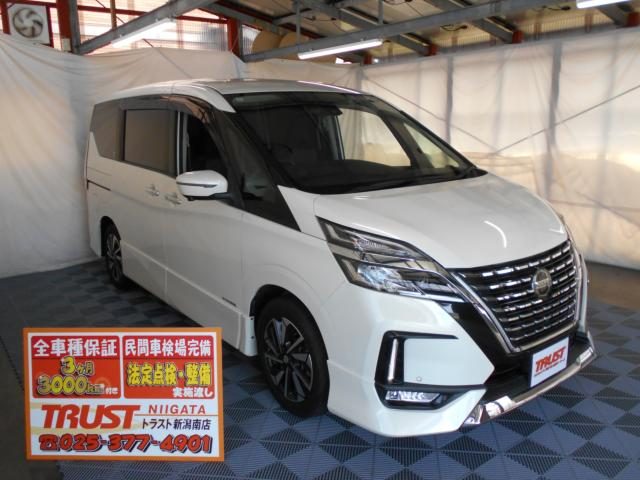 セレナ　Ｓハイブリッド　ハイウェイスター　Ｖ
