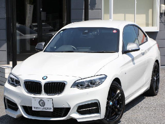 ２シリーズ　クーペ　Ｍ２４０ｉ