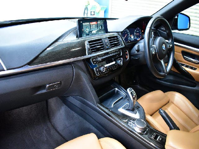 車両画像23