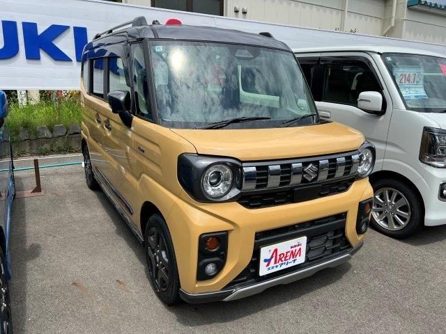 スペーシア　ギア　４ＷＤ　ハイブリッドＸＺ