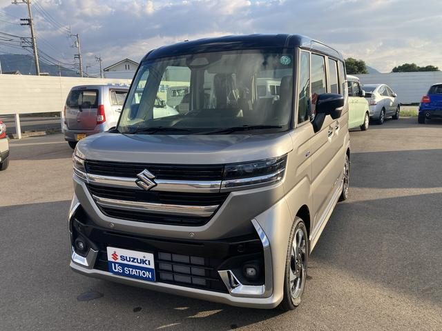 スペーシア　カスタム　４ＷＤ　カスタム　ＨＹＢＲＩＤ　ＸＳターボ