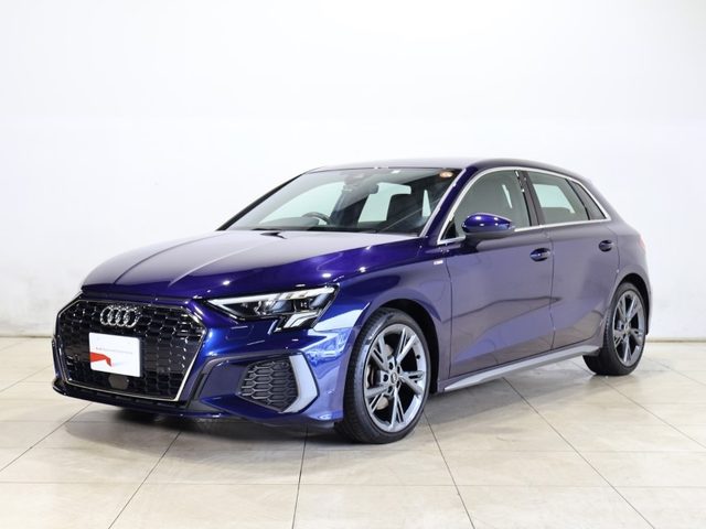Ａ３　スポーツバック　４０　ＴＦＳＩ　クワトロ　Ｓライン