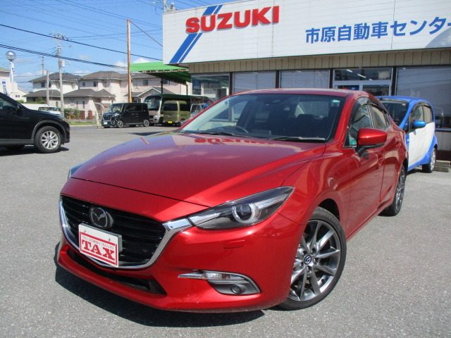 アクセラ　セダン　ＸＤ　Ｌパッケージ　４ＷＤ　サンルーフ　