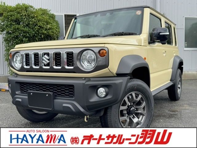ジムニー　ノマド　１．５　ＦＣ　４ＷＤ　　シフォンアイボリ