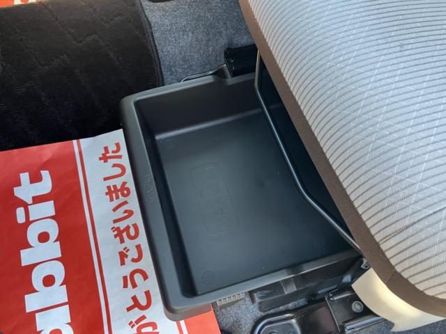 車両画像28