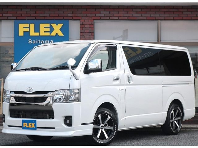ハイエースバン　２ＷＤ　５Ｄ２．８ＤＴスーパーＧＬダークプライム