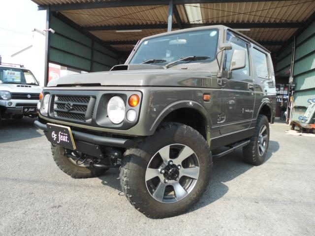 ジムニー　４ＷＤ　ワイルドウィンド　アーミーカラー