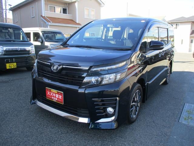ヴォクシー　４ＷＤ　ＺＳ　フルタイム４ＷＤ　ＣＶＴ　ナビゲー