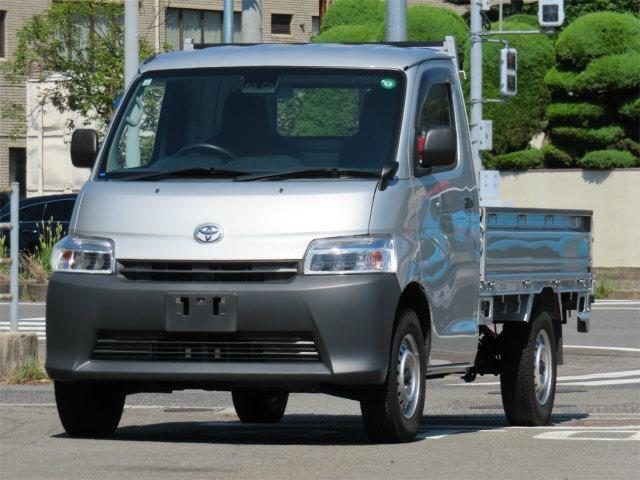 タウンエーストラック　２ＷＤ　０．８ｔ　平ボディー