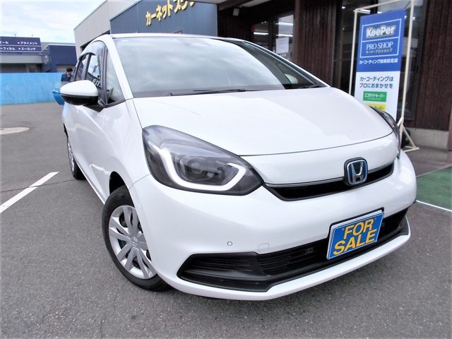 フィット　ｅ：ＨＥＶ　ホーム