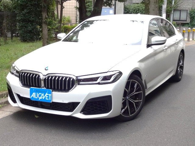 ５シリーズ　セダン　５２３ｉ　Ｍスポーツ